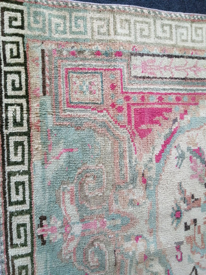 Rugs, Eclectic Rug, ShabbyChic Rug, Rustic Rug,Bohemian Rug, OUSHAK Rugs , Turkish Rug, Farmhouse Rug, Vintage Rug, Minimalist Rug, Wool rug