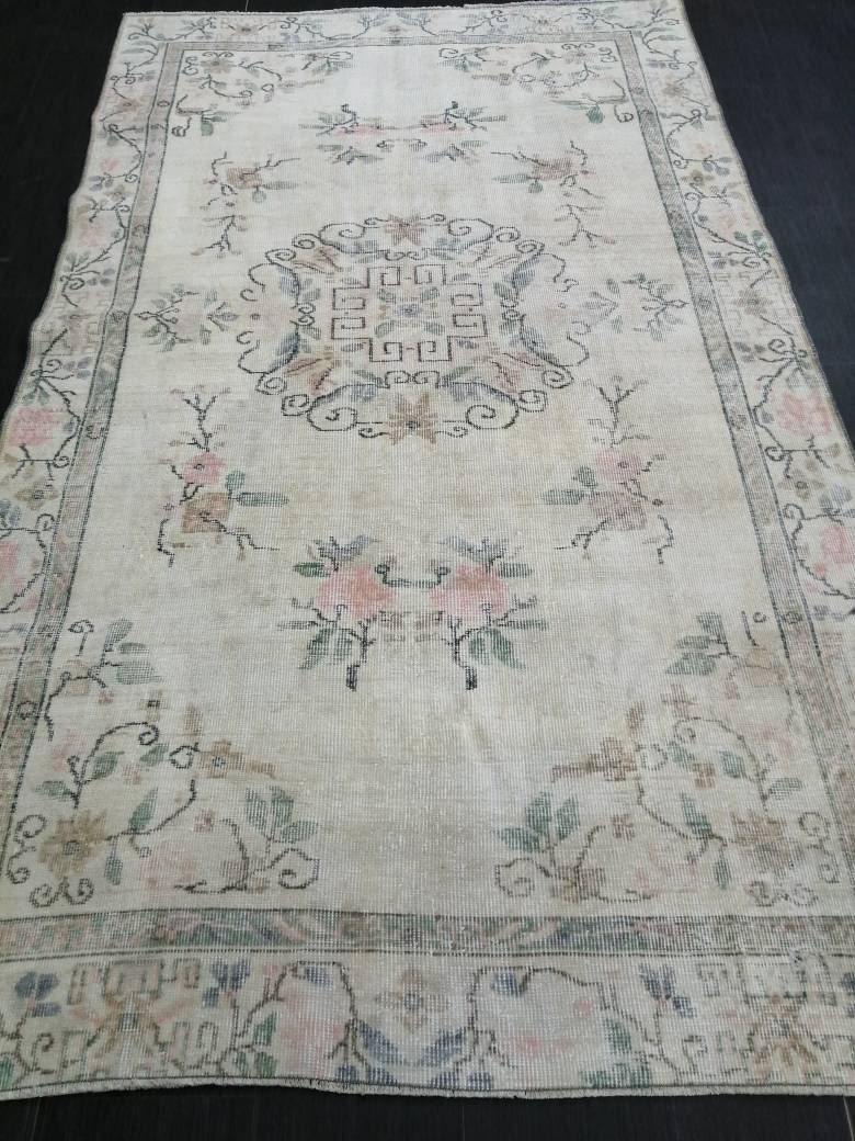 MUTED Rug, 5 x 8.6 Vintage Hand Made Rug, Oushak Rug, Faded Rustic Rug, ORIENTAL Rug, Turkish Rug, Farmhouse Rug, Vintage Persian rug