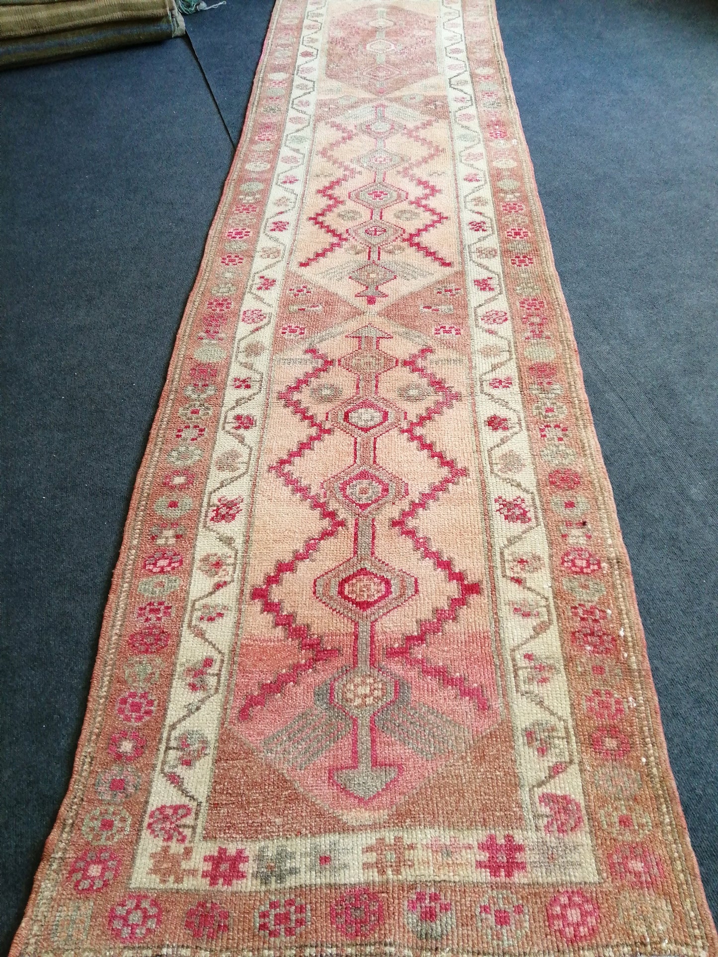 3x11 Turkish RUNNER Rug, Oushak Runner Rug, Oushak Rugs, Wool Oushak Muted Rugs, Runner Rug, Vintage Runner Rug, Hand Made Rug Runner