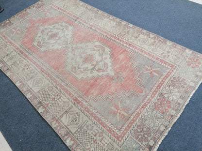 Muted vintage rug 4x6'3 oushak rug hand made rug, area wool rug,