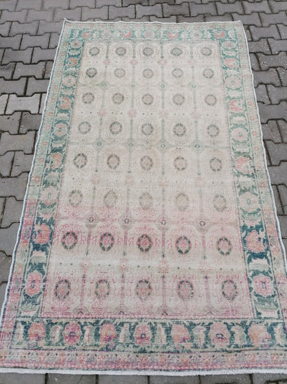 4'7x7 vintage rustic rug, large oushak rug, area rug,