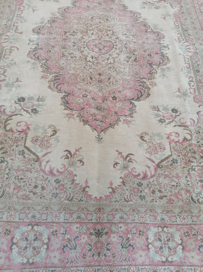 6'7x8'7 Vintage rug, pastel vintage oushak rug faded unique handmade rug, traditional turkish rug