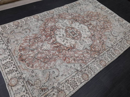 TURKISH Rug Vintage Rug Vintage Wool 6 x 9.5 Oushak Rug Hand Made Rugs Vintage Turkish Rug Oriental Rug Persian Rug Distressed Vintage Rug