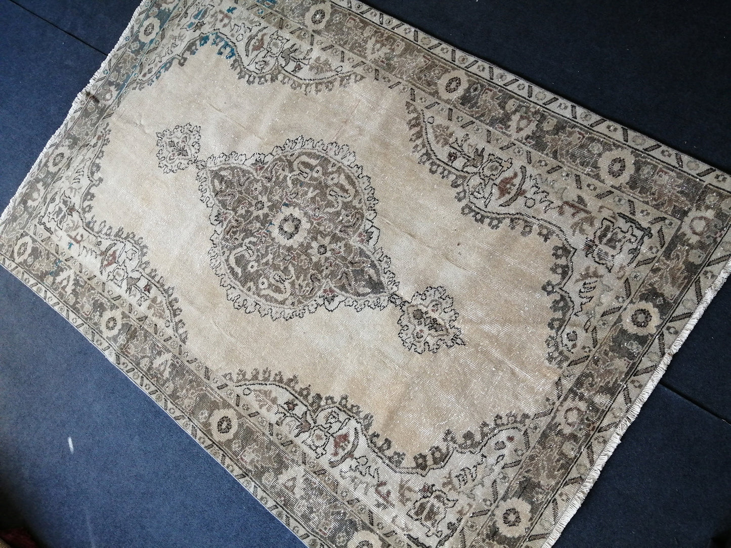 5.3 x 8 TURKISH Muted Rug Vintage  Rug Vintage Persian Rug Wool Oushak Rug Hand Made Rugs Vintage Turkish Rug