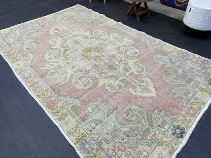 Vintage Rug, Persian Rug, Muted Handmade 4.7 x 7.4 Rug, Natural Wool Oushak Rug Hand Knotted, Vintage Turkish Rug