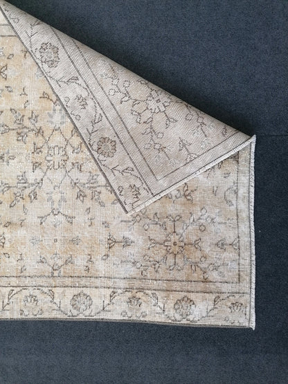 Muted distressed vintage rug 5'10x3'6 turkish rug, muted rug oushak rug floral rug oriental rug antique rug