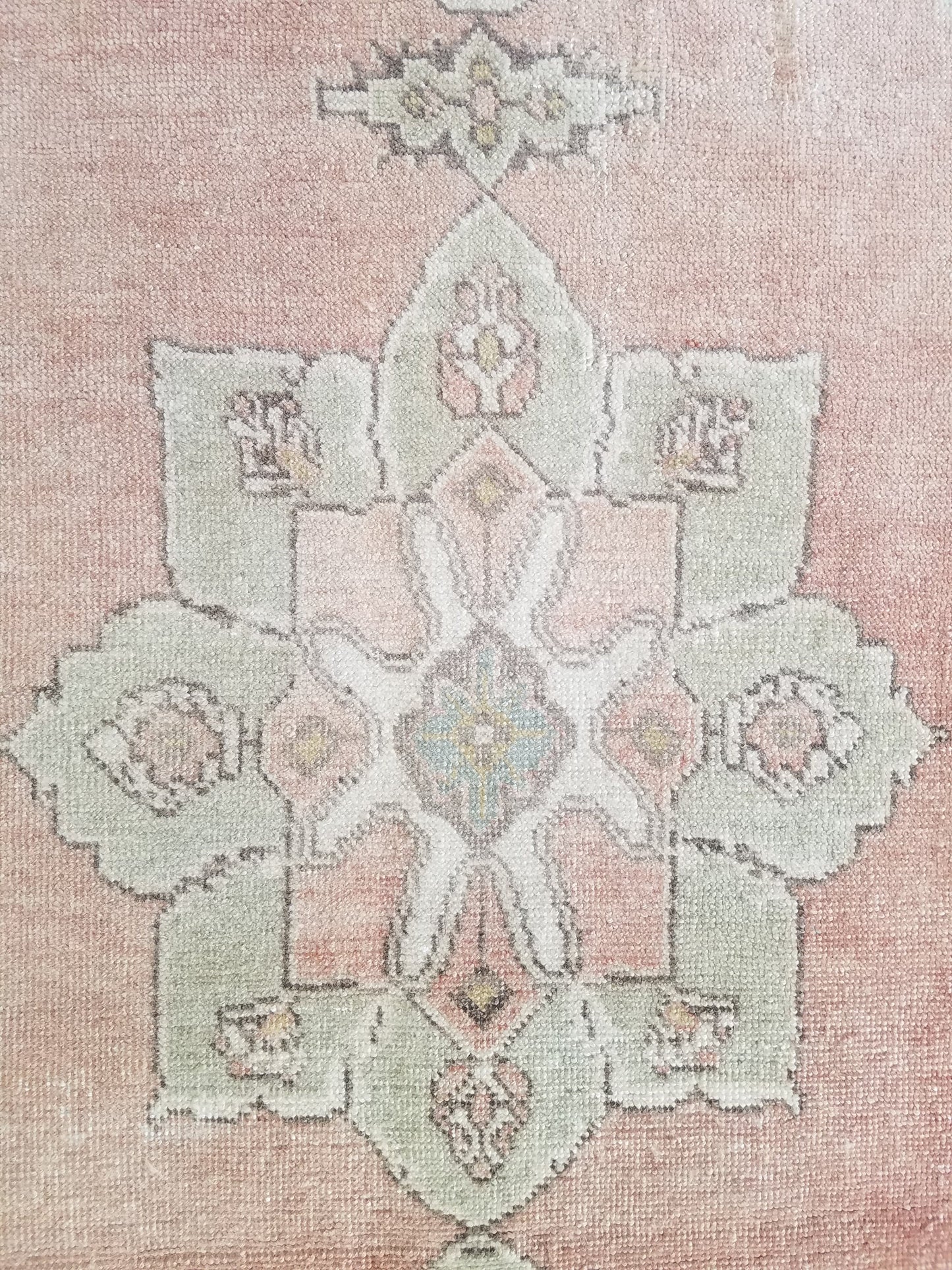 Turkish oushak rug,muted runner rug, pastel vintage wool rug,turkish handmade runner rug,rustic rug, bohemian rug 3'9x9'5 ft