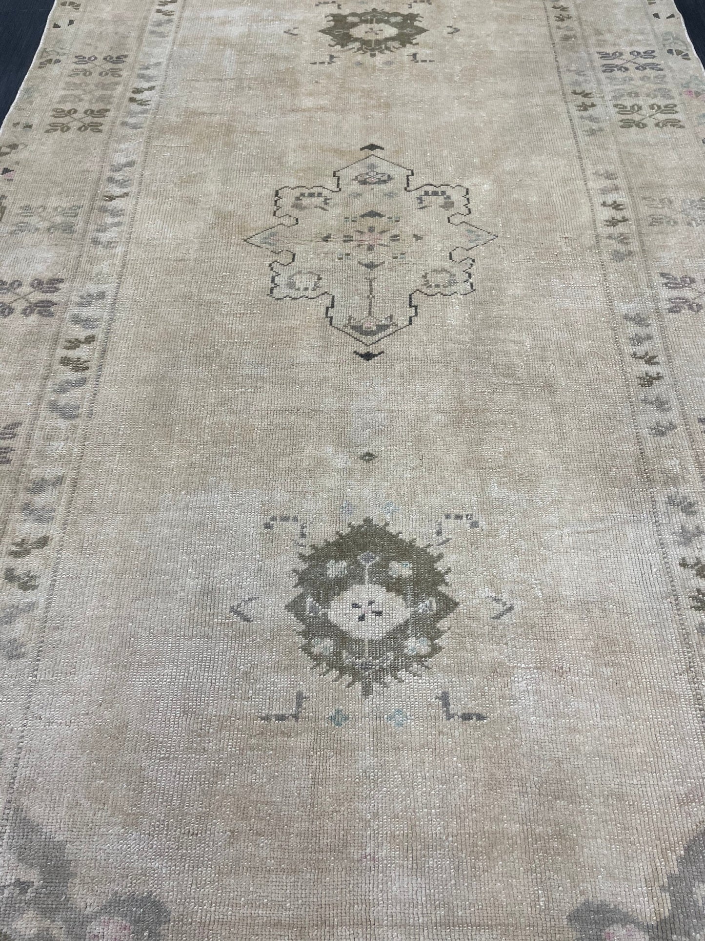 Muted Wool OUSHAK RUG TURKISH 4.8 x 9.4 Rug Muted Persian Rug Vintage Oriental Rug Vintage Handmade Rug Wool Vintage Hand Knotted Rug