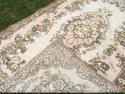 9 x 5.6 Turkish Rug Large Area Rugs Oushak Vintage Rug Oushak Rug Turkish Oushak Rug Soft Pink Rug 6x9 Muted Persian Rug