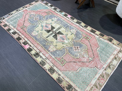 Turkish Rug, Hand Knotted Rug, 2.7 x 5 Living Room Rug, Bathroom Rug, Vanity Rug, Vintage Oushak Rug, Wool Vintage Rugs, Distressed Rug