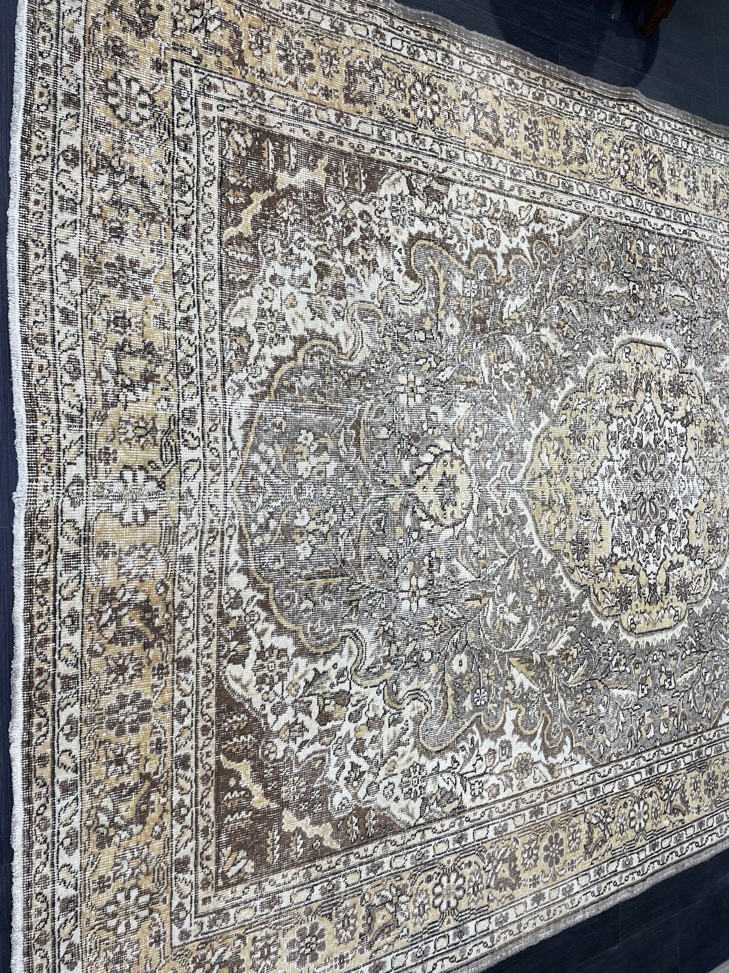 Persian Rug, Vintage 6.7 x 9.9 Rug, Handmade Rug, Hand Knotted Oushak Rug, Turkish Rug Kitchen Rug Wool Rug, Dark Rug, Brown Black Rug