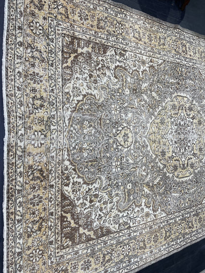 Persian Rug, Vintage 6.7 x 9.9 Rug, Handmade Rug, Hand Knotted Oushak Rug, Turkish Rug Kitchen Rug Wool Rug, Dark Rug, Brown Black Rug