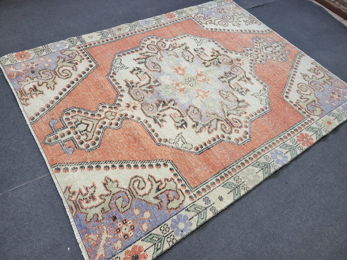 Distressed Wool Rugs, 4.3 x 5.8 Vintage Handmade Rug, Oushak Rug, Turkish Rug, Farmhouse Rug, Vintage Rug, Wool rug Oriental Rug