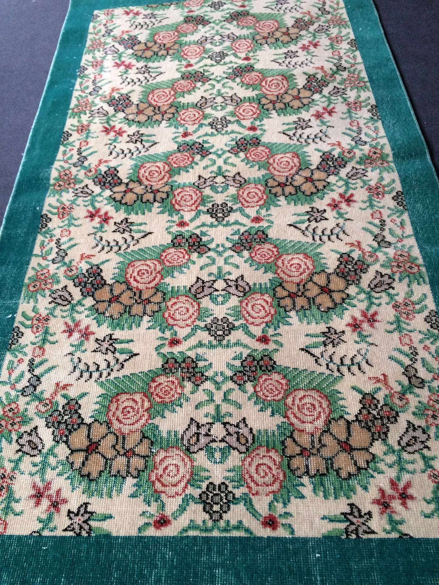 Vintage Rug, Turkish Rug Bohemian Rug, Living Room Rug, Oushak Rug,Hand woven Rug,Weaving Rug, 7 x 4 feet, Green Floral Rug