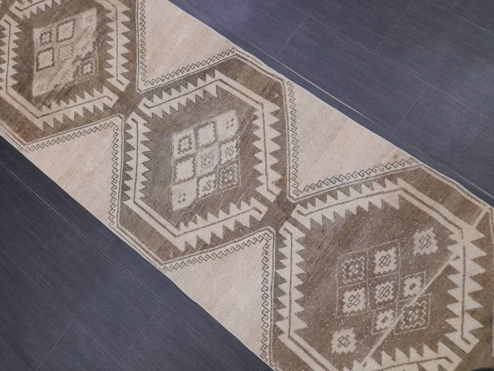 NEUTRAL Turkish RUNNER Rug Neutral 2.7 x 9.6 RUNNER Vintage Muted Short Runner Oriental Runner Rug, Turkish Runner Neutral Persian Runner