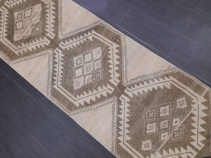 NEUTRAL Turkish RUNNER Rug Neutral 2.7 x 9.6 RUNNER Vintage Muted Short Runner Oriental Runner Rug, Turkish Runner Neutral Persian Runner