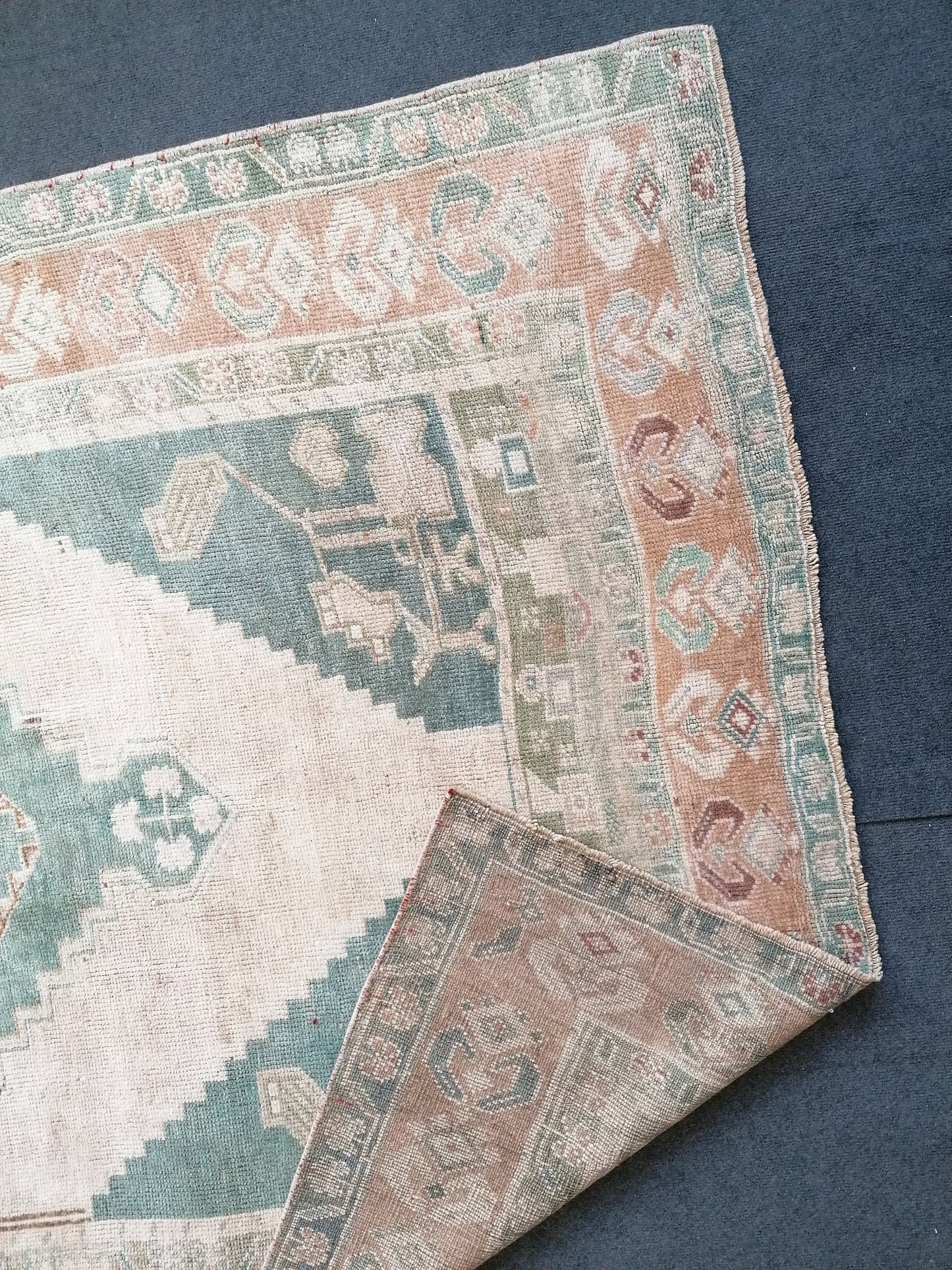 Vıntage rug 5'5x8'9 turkish vıntage rug, oushak large rug, hand made wool rug, area rug, bohemian rug, living room rug