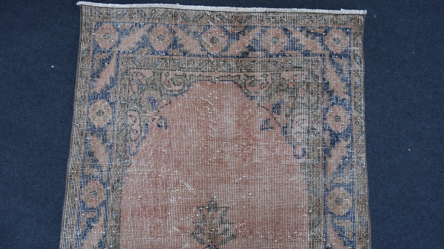 Runner rug, distressed vintage rug, hallway runner rug 141x34 inches
