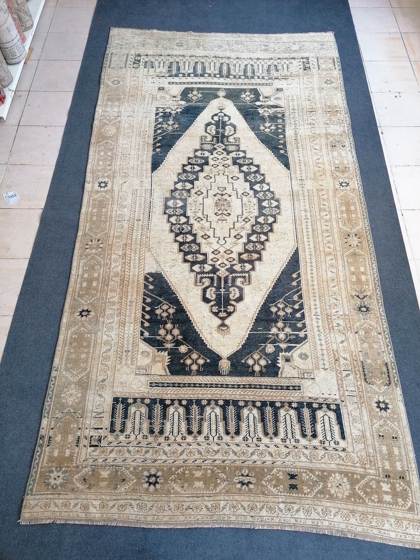 10'8x5'4 vintage turkish rug,oushak vintage rug,kitchen rug,vintage anatolian bohemian rug,unique hand made