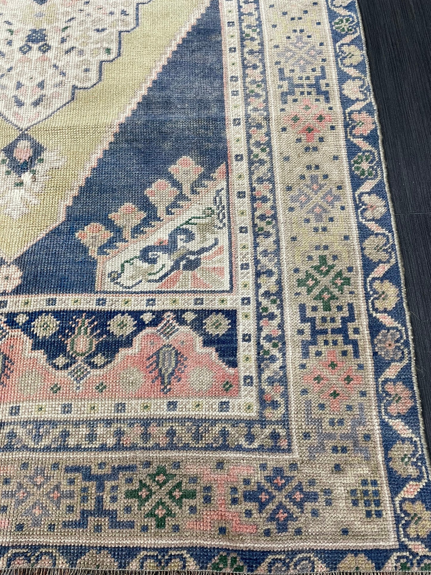 OUSHAK RUG TURKISH Vintage 3.5 x 7 Rug Vintage Oriental Rug Vintage Rug Wool Hand Knotted Rug Hand Made Rugs Vintage Turkish Rug