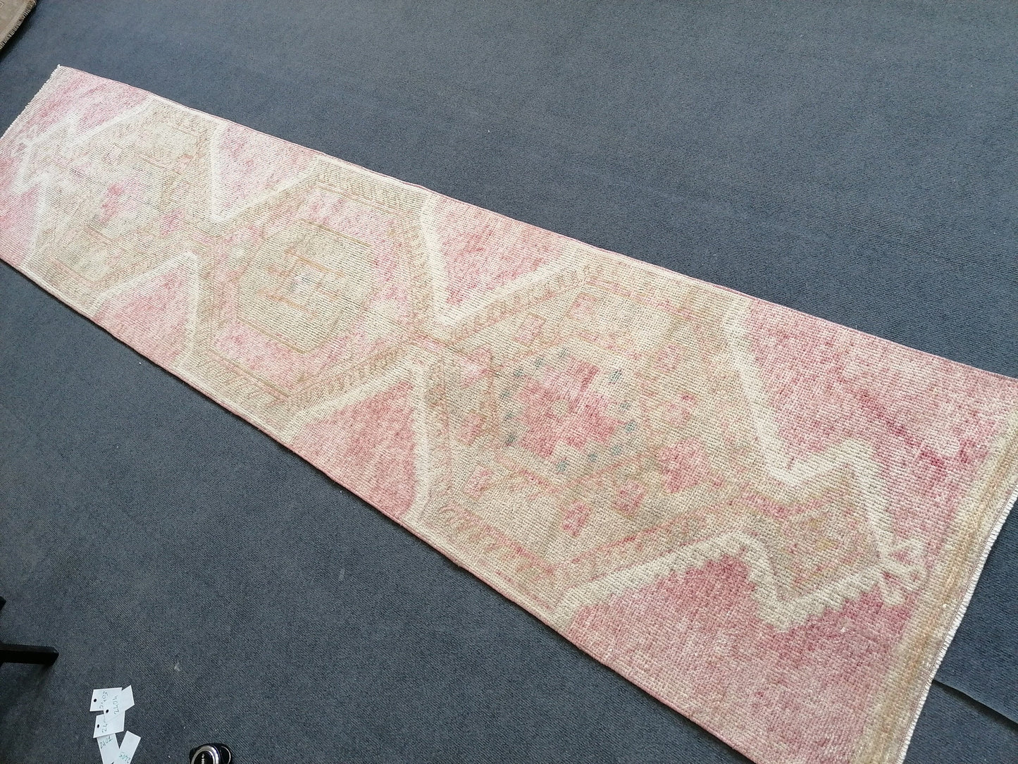 Vintage runner rug,oushak runner rug, 2’6x11,anatolian rug