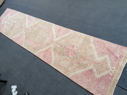 Vintage runner rug,oushak runner rug, 2’6x11,anatolian rug
