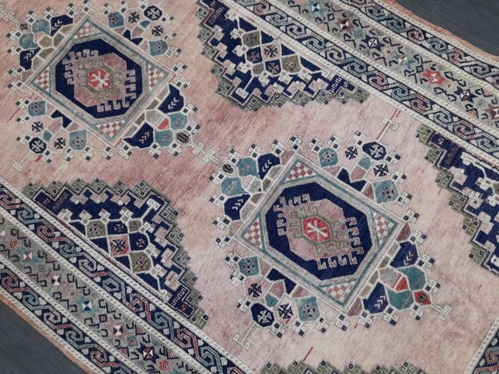 Vintage rug Medium Wool Pile 5 x 11.3 Turkish Rug, Oushak Rug, Quality Wool Rug Hand Knotted Rug , Oriental Rug Fine Knotted rug