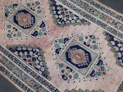 Vintage rug Medium Wool Pile 5 x 11.3 Turkish Rug, Oushak Rug, Quality Wool Rug Hand Knotted Rug , Oriental Rug Fine Knotted rug