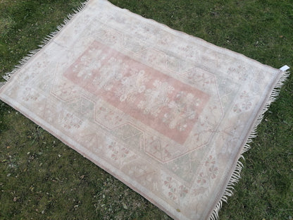 Oushak turkish rug, muted turkish  rug,vintage pastel wool rug,kitchen rug, vintage unique hand made rug bohemian rug 5'2x7'2