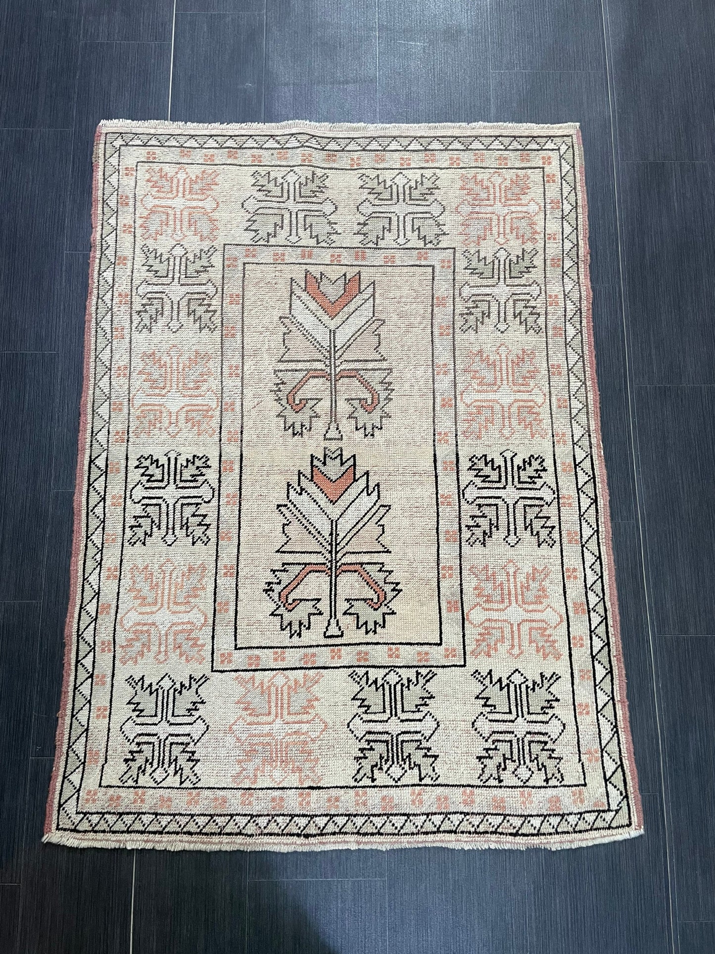 Vintage Rug, Oushak Rug, Wool Handmade  3.5 x 4.9 Rug, Persian Rug, Turkish Rug, Hand Knotted Wool Rug
