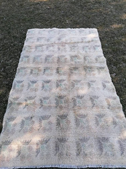 Shaggy rug, organic wool long pile 4'9x8  unique hand made bed rug, bohemian traditional