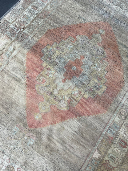 Vintage Rug, TURKISH 5.10 x 8.9 Rug, Vintage Wool Distressed Rug, Oushak Rug Orient Rug, Hand Knotted Rug, 100% Wool Rug, Handmade Rug