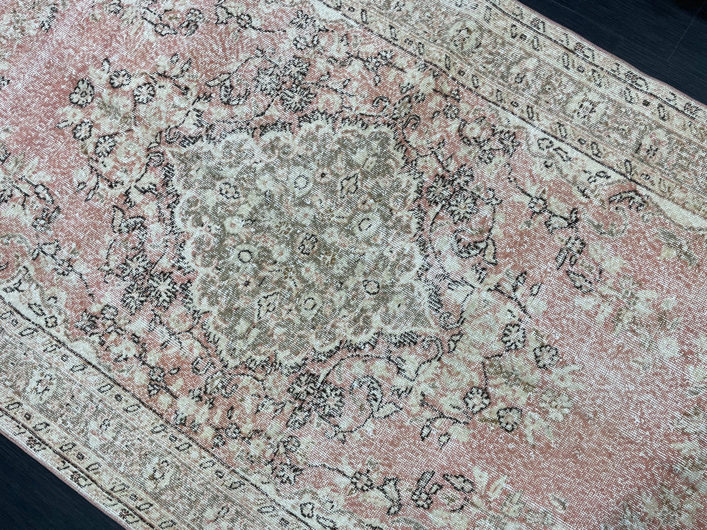 Floral Vintage RUG Antique TURKISH Rug Vintage Distressed 5.4 x 10 Rug Wool Oushak Rug Hand Made Vintage Rug Pink Persian Rug