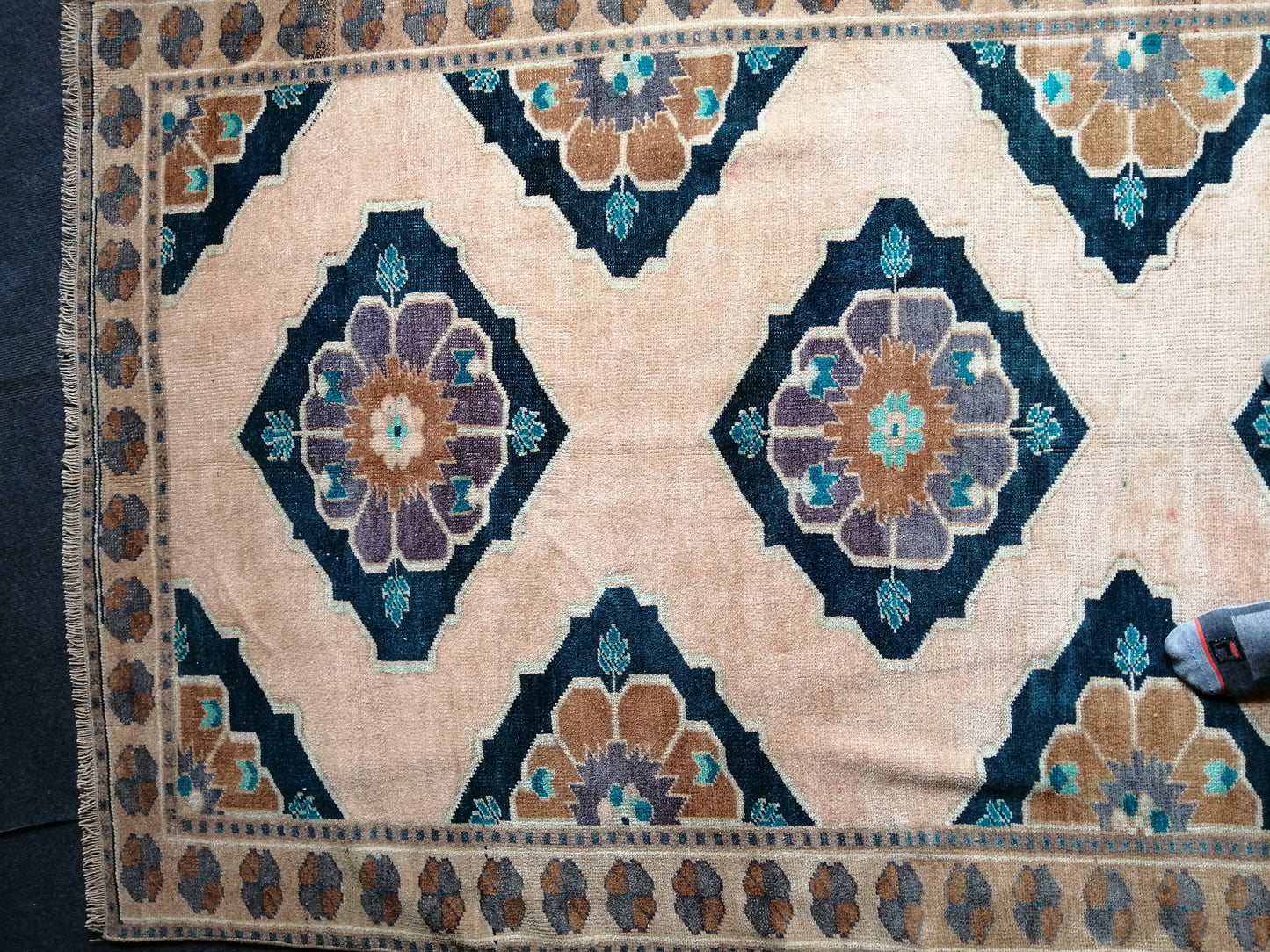 Blue OUSHAK RUG TURKISH Runner Rug Vintage 4.4 x 9.4 Runner Rug Vintage Runner Rug Wool Oushak Rug Hand Made Rugs Vintage Turkish Runner Rug