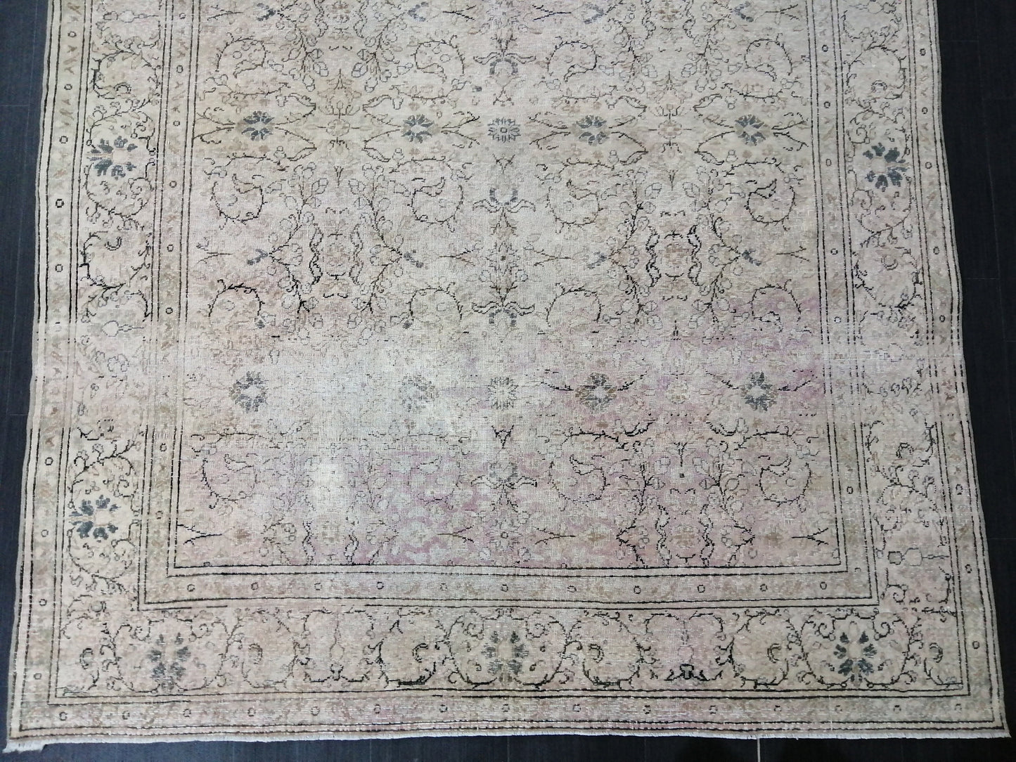 Muted Distressed Vintage Rug 9.2 x 6 Turkish  Rug, Muted Rug Oushak Rug Floral Rug Oriental Rug Antique Rug