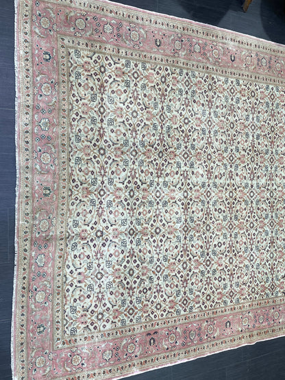 Persian RUG Hand Knotted 6.4 x 9.3 Rug Vintage Oushak Rug Vintage Quality Rug Wool Fine Knotted Rug Handmade Rug Vintage Turkish Rug