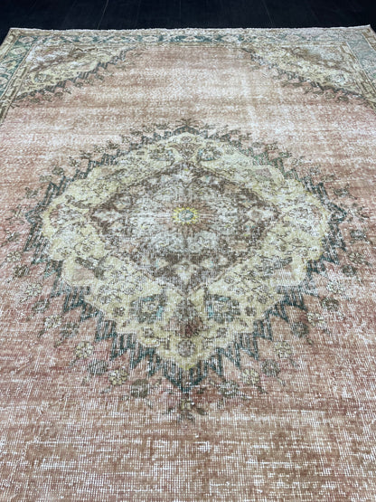 Vintage Rug TURKISH 6.2 x 9.5 Handmade Rug Vintage Persian Rug Oushak Rug  Hand Knotted RugTurkish Oushak Rug Vintage Oushak Rug, Wool Rug