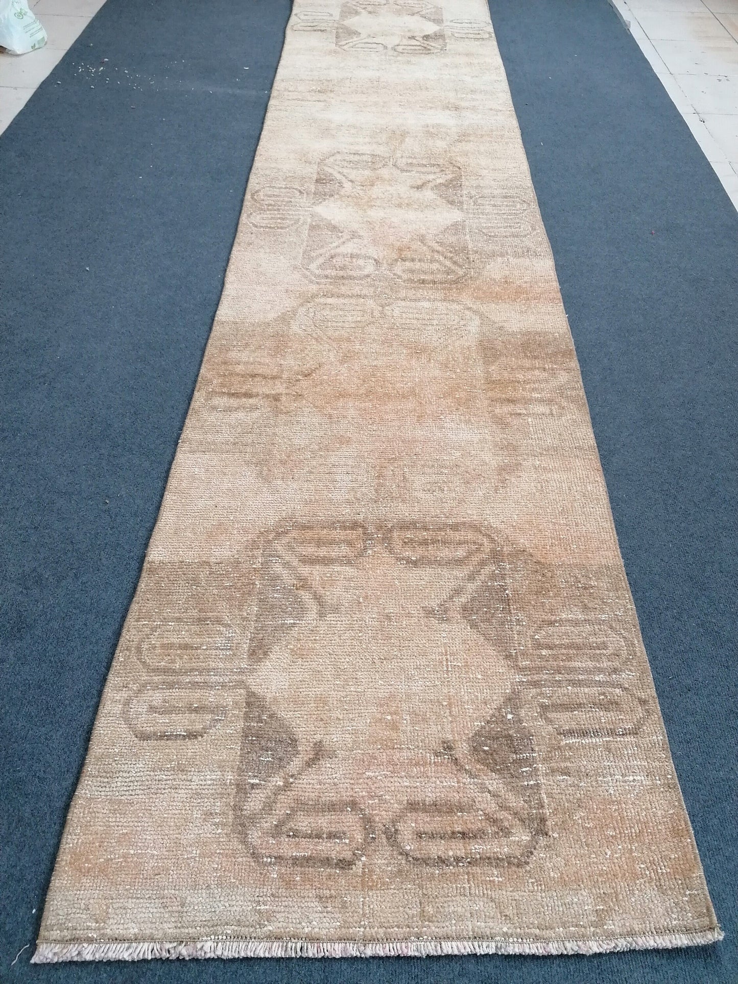 11'x2'5 turkish runner rug, vintage runner rug, vintage oushak runner rug, hallway runner, kitchen runner rug, anatolian wool runner