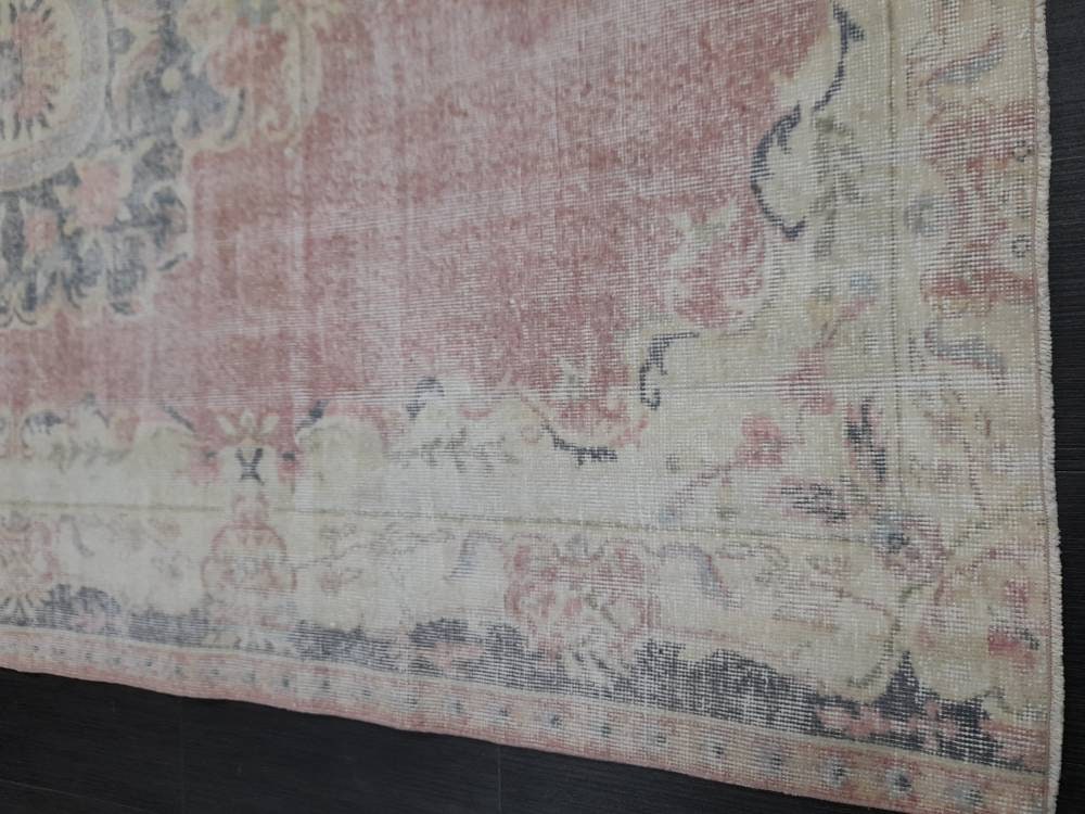 Distressed Vintage Rug TURKISH HAND MADE Rug 6 x 8.8 Vintage Turkish Rug Oushak Rug Turkish Oriental Rug Persian Vintage Oushak Rug Wool Rug