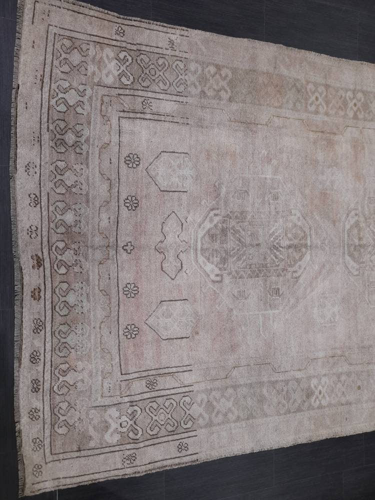 Muted Vintage Oriental RUG Persian Rug Muted Vintage Rug Vintage 5.8 x 10.5 Rug Neutral Oushak Rug Hand Made Rugs Vintage 6x10 Turkish Rug