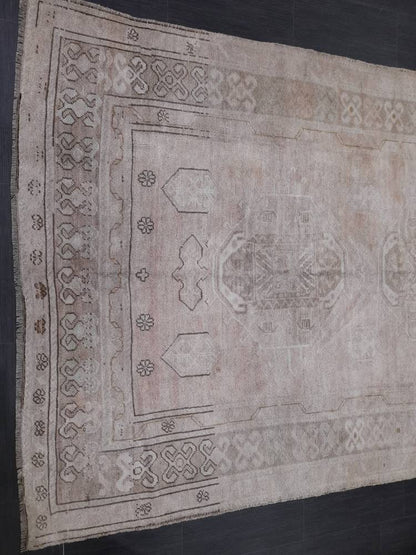 Muted Vintage Oriental RUG Persian Rug Muted Vintage Rug Vintage 5.8 x 10.5 Rug Neutral Oushak Rug Hand Made Rugs Vintage 6x10 Turkish Rug