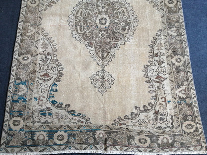 5.3 x 8 TURKISH Muted Rug Vintage  Rug Vintage Persian Rug Wool Oushak Rug Hand Made Rugs Vintage Turkish Rug