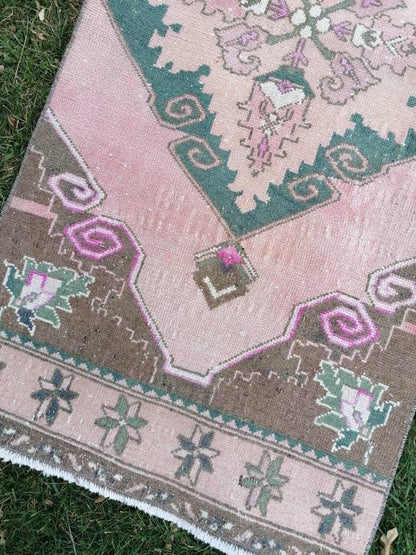 Vintage rug, runner wool rug  hallway handmade runner, distressed kitchen runner rug 2'3x8'6 feet