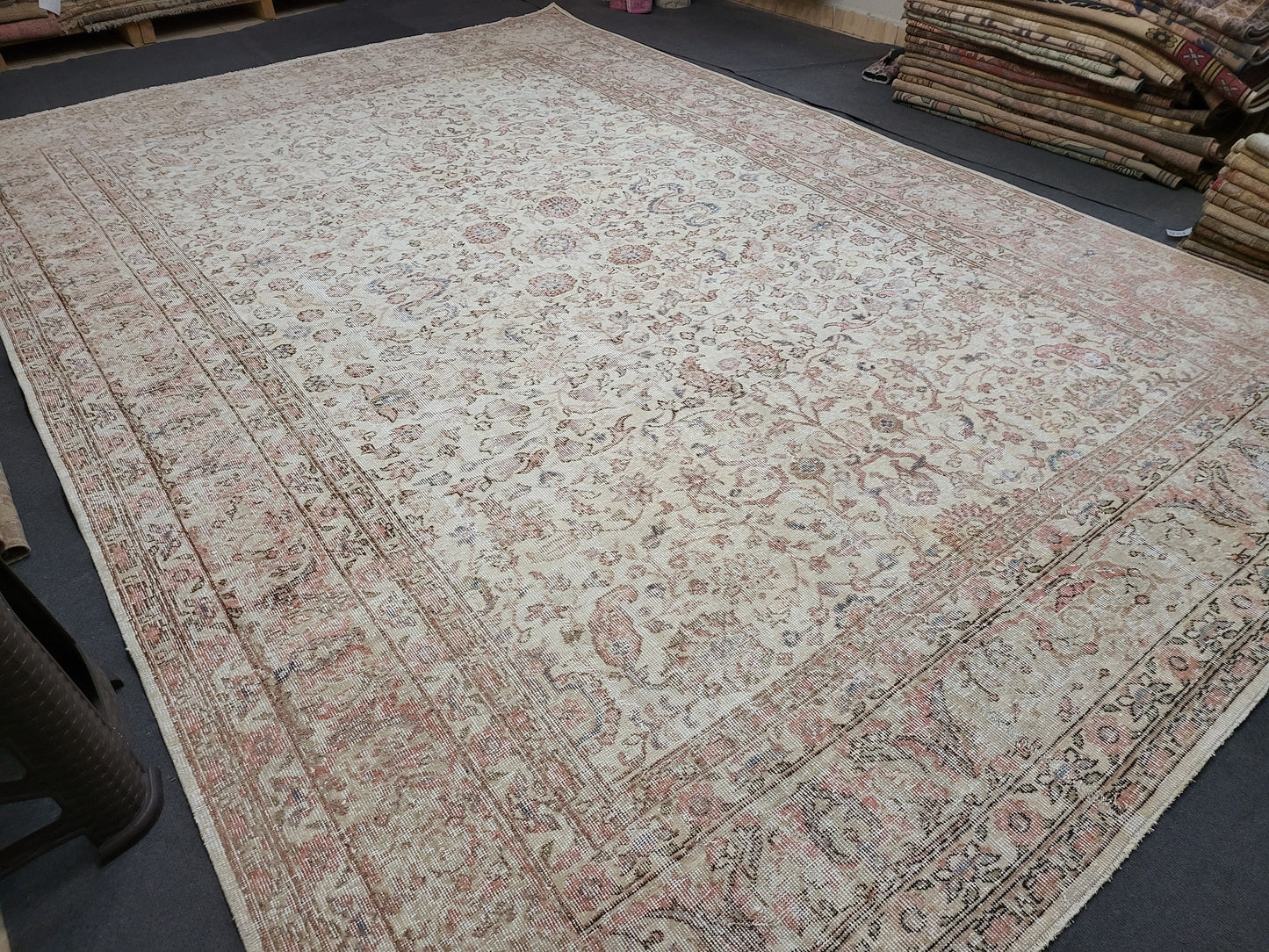 Large OUSHAK RUG, TURKISH Oushak 8.2 x 11.9 Rug, Distressed Rug, Vintage Persian Rug, Wool Oriental Rug, Handmade Rug, Vintage Muted Rug