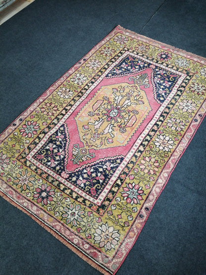 5.6 x 3.7 OUSHAK RUG TURKISH Oushak Rug Vintage Oushak Runner Rug Vintage Runner Rug Wool Oushak Rug Hand Made Rugs Vintage Turkish Rug