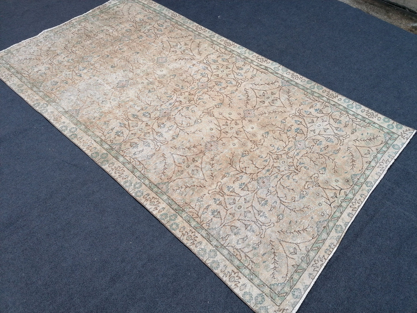 Oushak turkish rug, vintage turkish rug,oushak vintage rug,vintage rug,kitchen rug, vintage anatolian rug,unique hand made bohemian 8'6x4'9