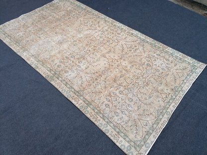 Oushak turkish rug, vintage turkish rug,oushak vintage rug,vintage rug,kitchen rug, vintage anatolian rug,unique hand made bohemian 8'6x4'9