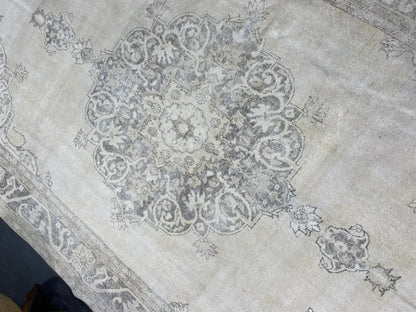 Muted Vintage rug, Muted Persian 7.5 x 11.5 Rug, turkish Rug, Oushak rug, Antique Rug, Distressed Handmade Rug, Hand Knotted wool Rug,