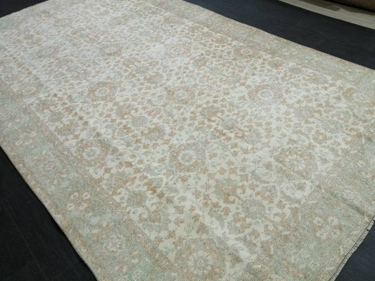 Vintage Turkish Rug 5.9 x 10. 3 Muted Vintage Persian Rug Muted Vintage Rug Wool Muted Oushak Rug Hand Made Rugs Vintage 6x10 Turkish Rug
