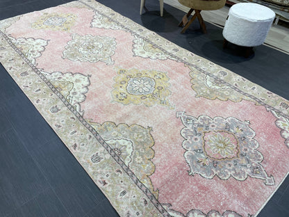 Vintage Runner Rug, Pink Hallway Runner 4.6 x 9.2 Rug, Kitchen Runner Rug, Wool Runner Rug Muted Oushak Rug Pretty Turkish Runner
